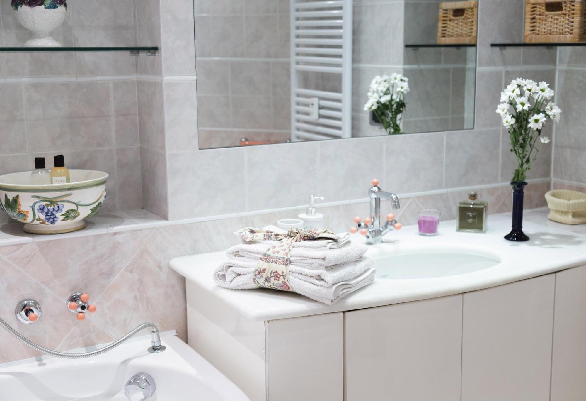 La Luna E I Falo Luxury Accomodation 2* Turin
